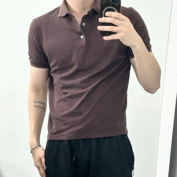 루이비통 카라넥 반팔 티셔츠