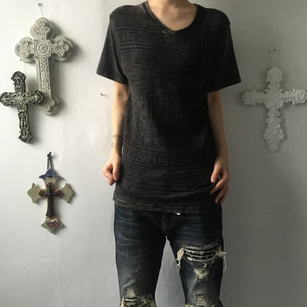 Navaho point t shirt