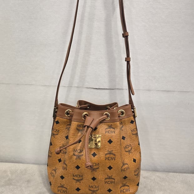 MCM 비세토스 복주머니 버킷백 크로스백 가방