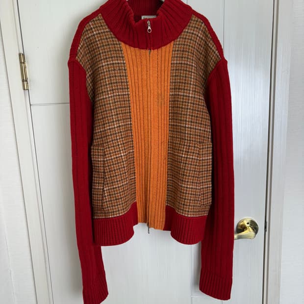 드리스반노튼 니트집업