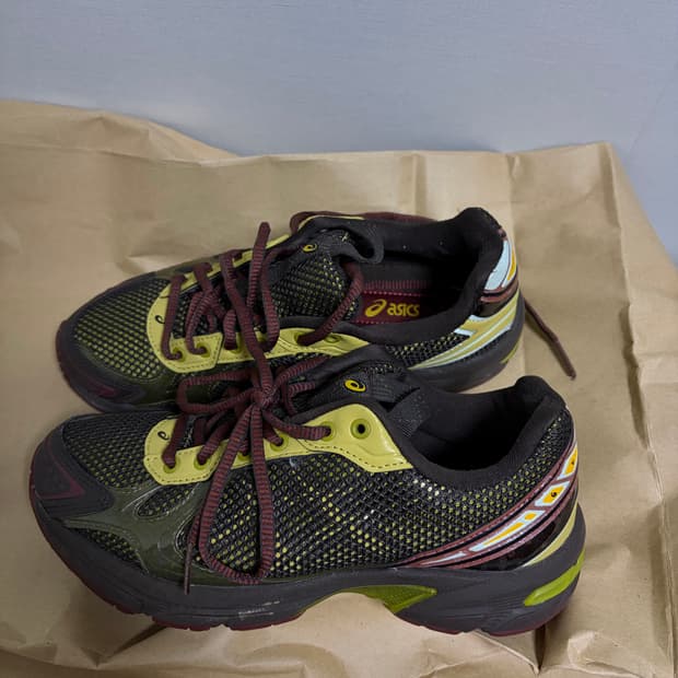 아식스 UB4-S 젤 1130 데미타스 230