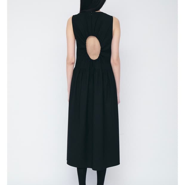 코스모스 백홀 맥시 드레스