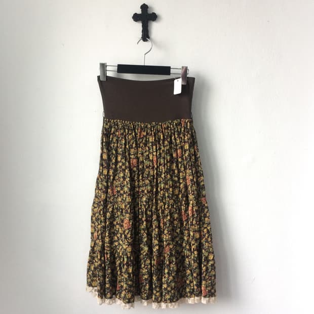 Flower pattern long skirt