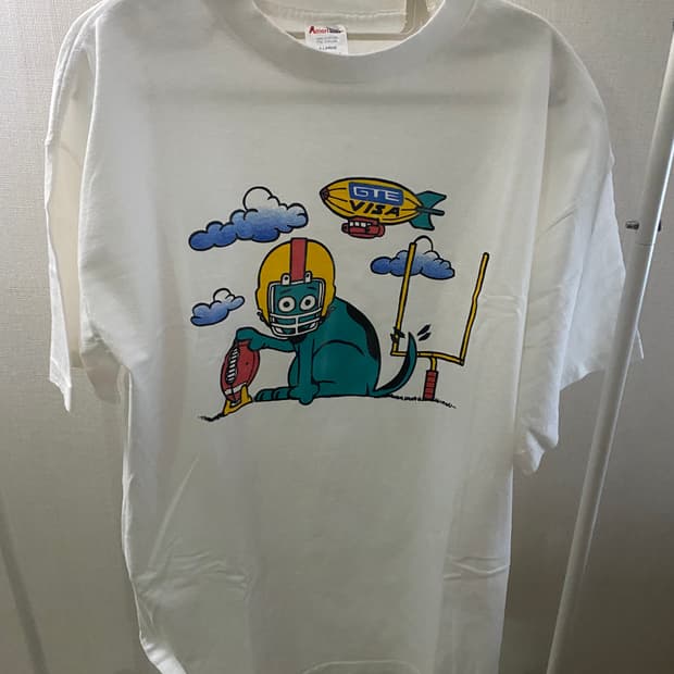 90s vintage tshirt