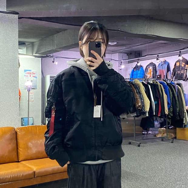 알파인더스트리 USA ma-1 블랙 항공점퍼 B4061