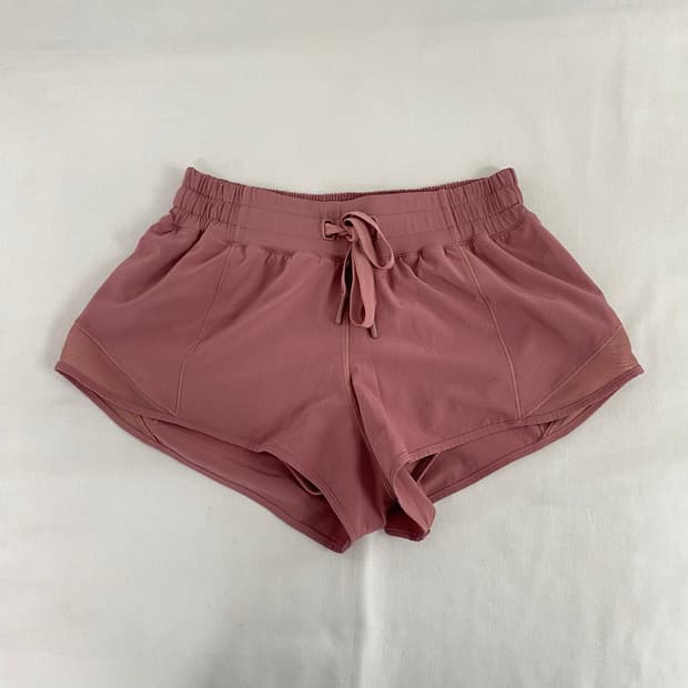 룰루레몬 핫티핫 핑크 쇼츠 