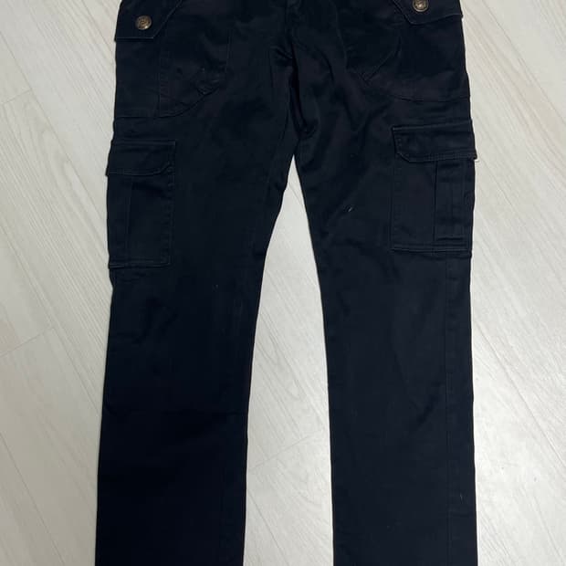 theoria 금장버튼 카고팬츠