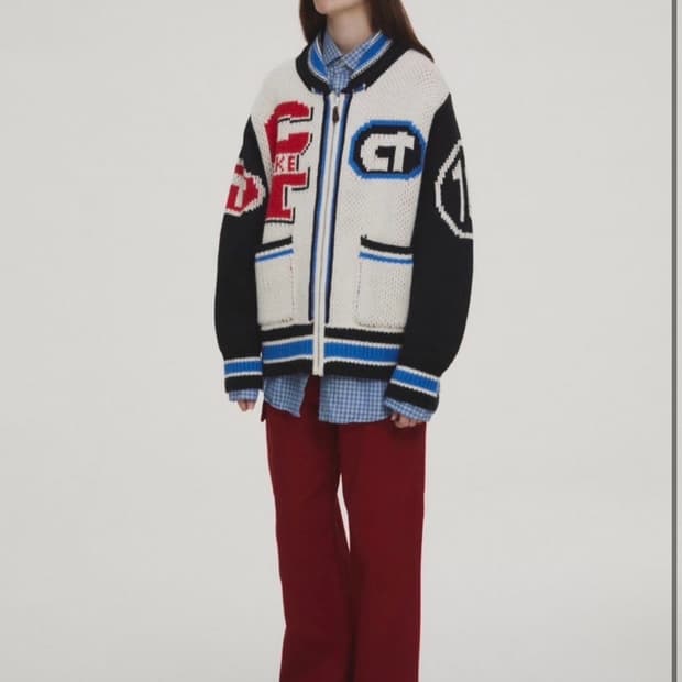 테켓 니트 코위찬