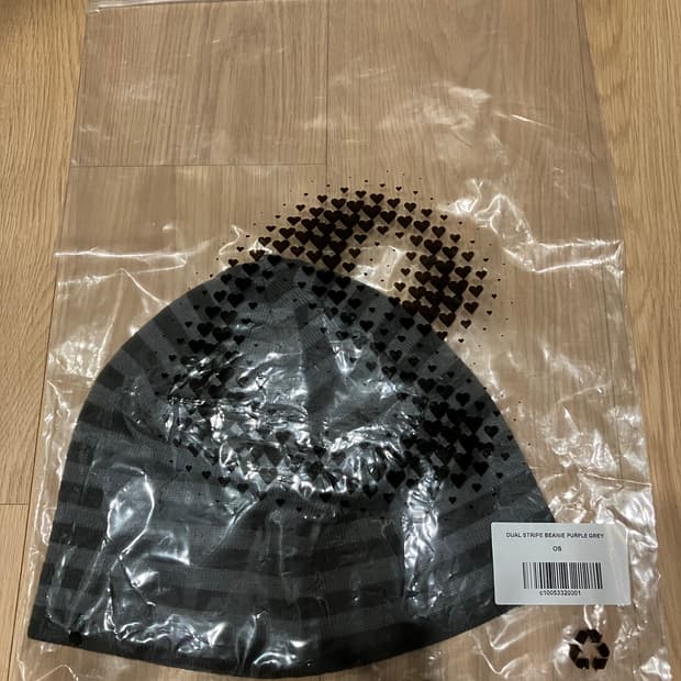 COYSEIO 코이세이오 듀얼 스트라이프 비니 퍼플 그레이