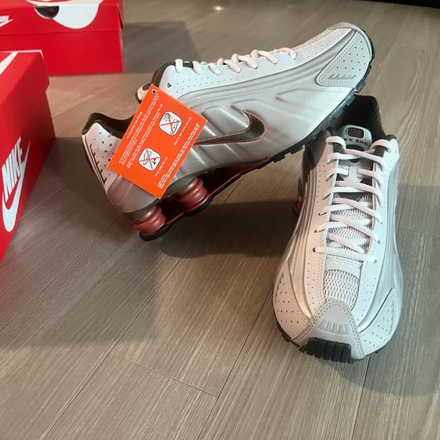 나이키 샥스 shox r4 265 새제품