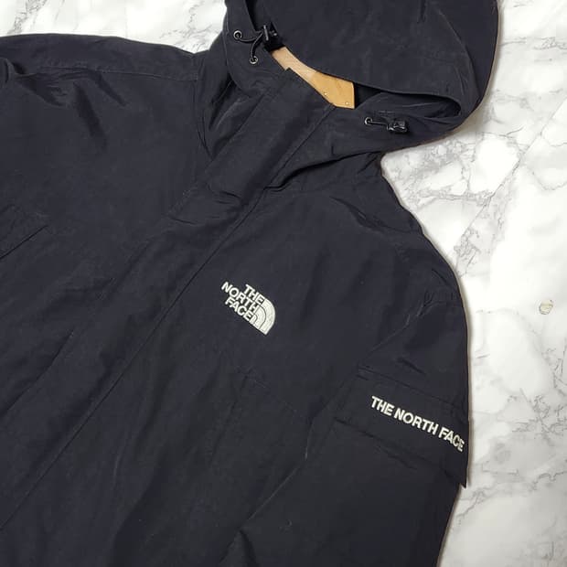 노스페이스 바람막이 나일론 블랙 후드 자켓