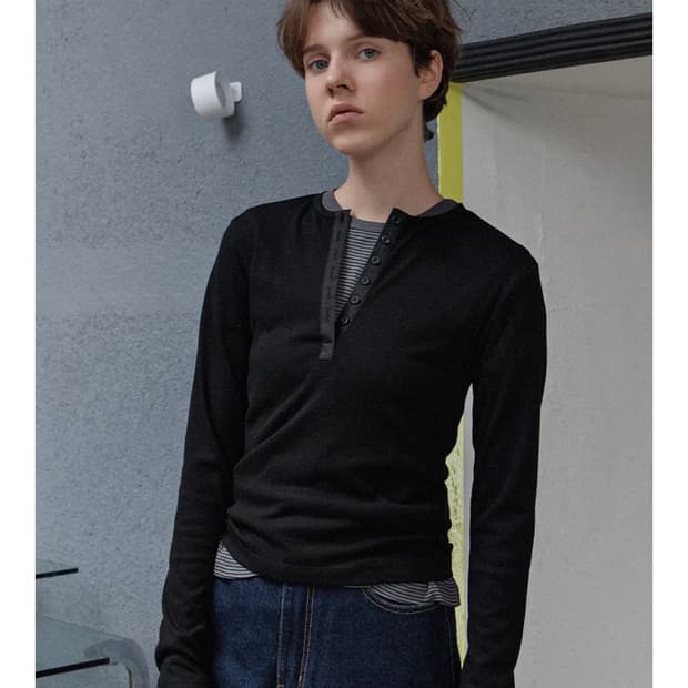 브렌다브렌든서울 헨리넥 티셔츠