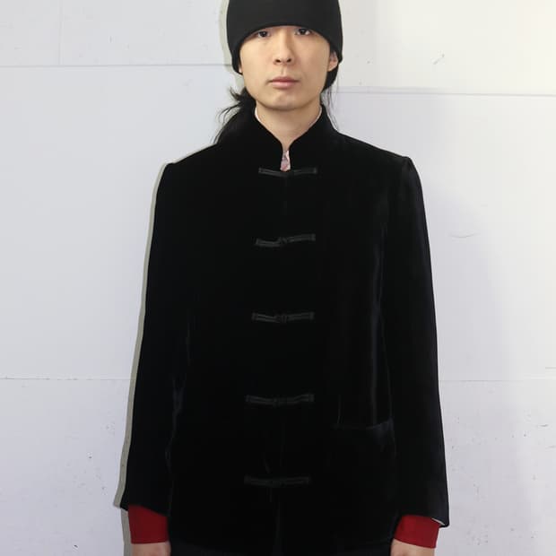 아르마니 콜레지오니 벨벳 쿵푸 자켓