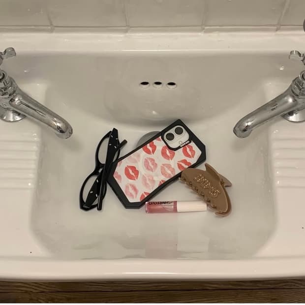 아이폰17 그래그 다이닛 콜라보 케이스