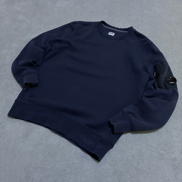 Cp컴퍼니 맨투맨 95-100