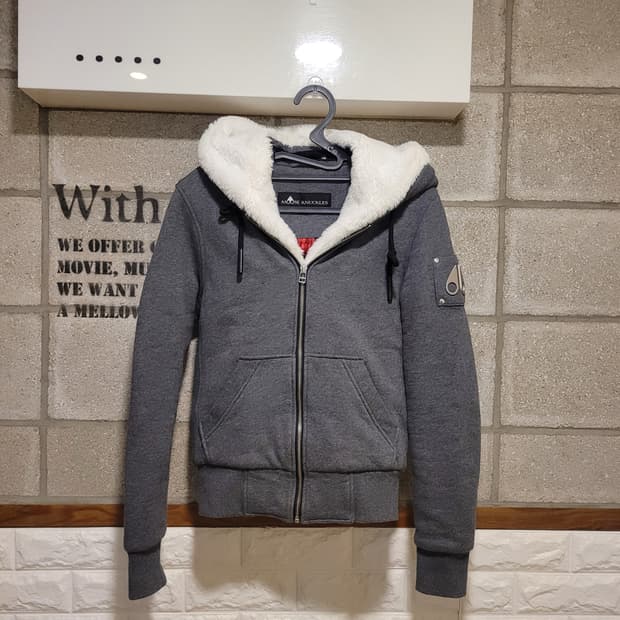 무스너클 버니스웨터 후드집업 XS