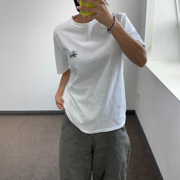Stussy 스투시 백 빅 로고 화이트 반팔