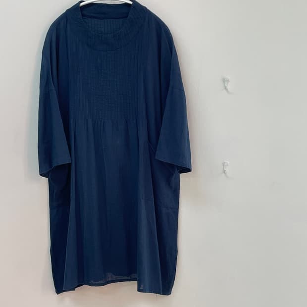 네이비 코튼 핀턱 원피스