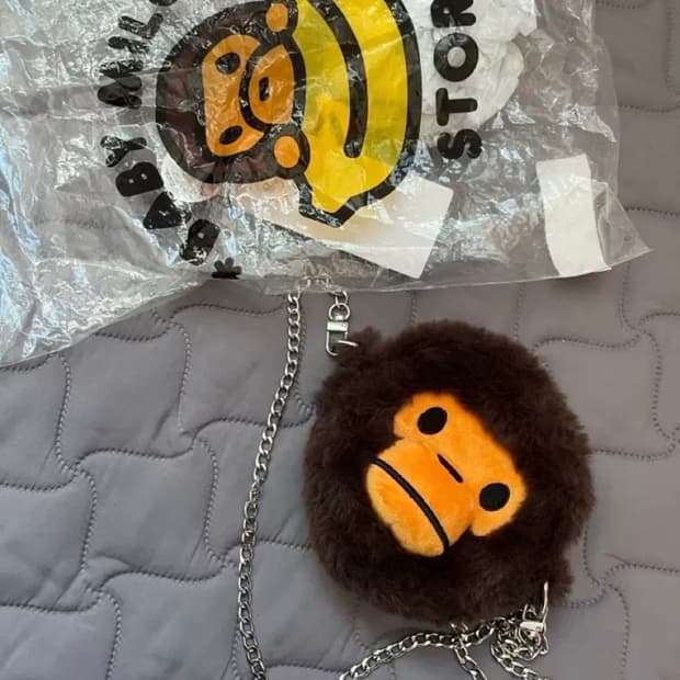 베이프 베이비마일로 퍼 크로스백 브라운