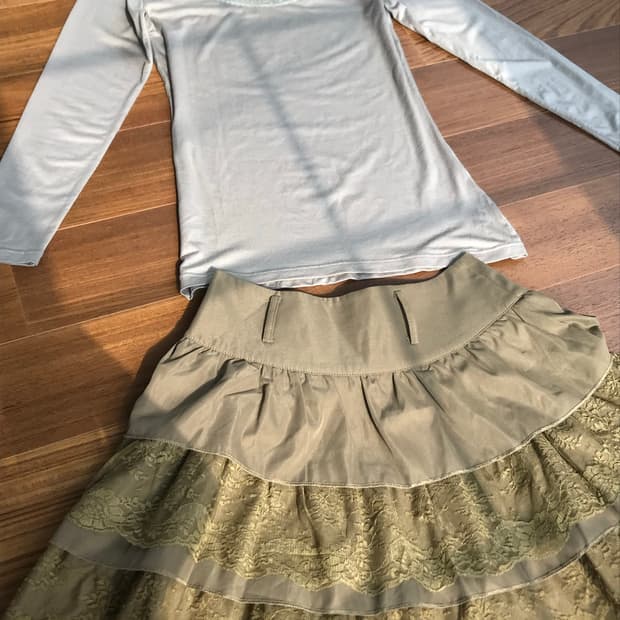 vintage brown lace skirt