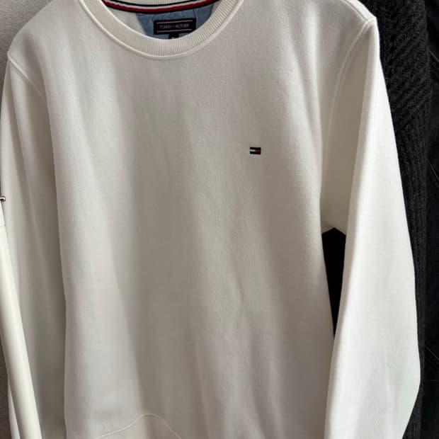 타미힐피거 맨투맨 M