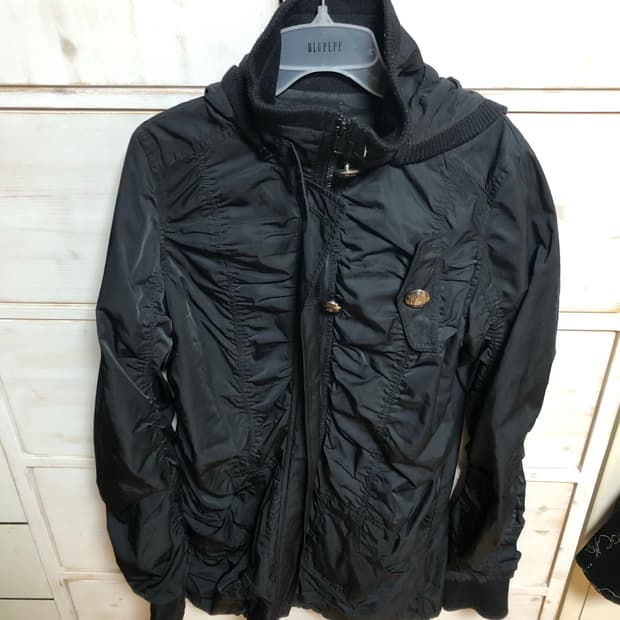 Y2k느낌 셔링 점퍼