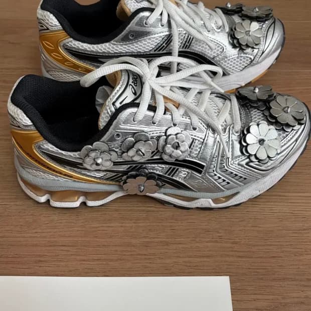 세실리아 반센 X 아식스 젤 카야노14 운동화