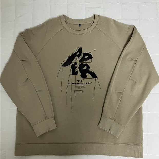 아더에러 21F/W 맨투맨 A2