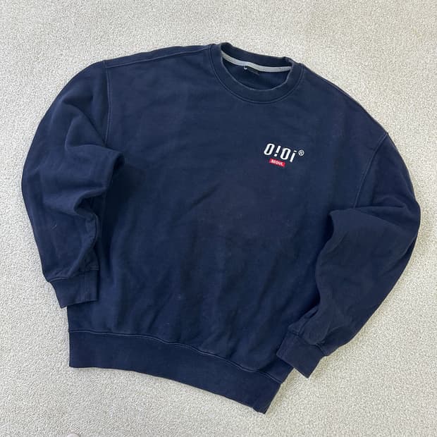 F 오아이오아이 네이비 맨투맨 0319D