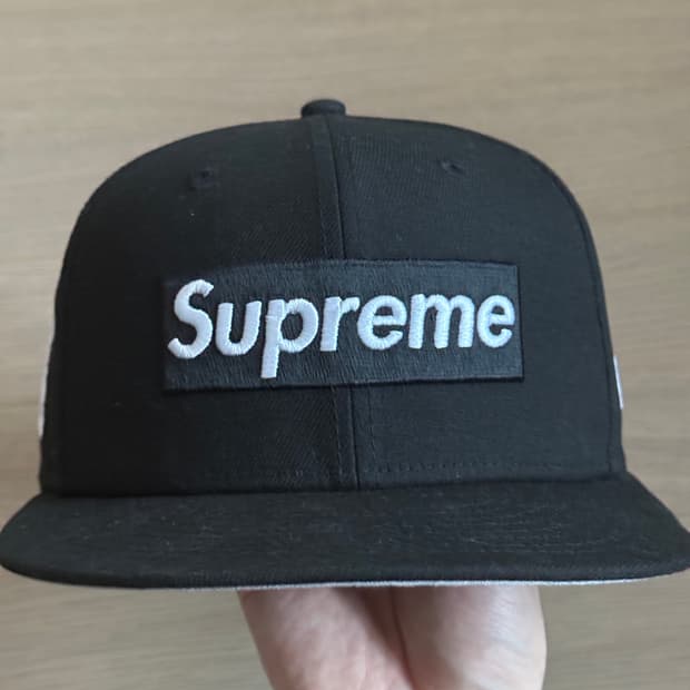 슈프림 뉴에라 61.5