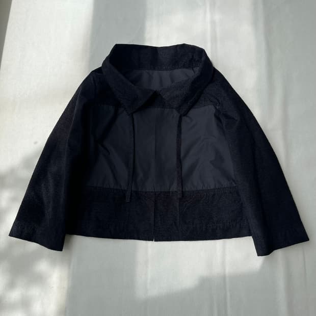 이세이미야케 Haat 텍스처 패널 크롭 자켓