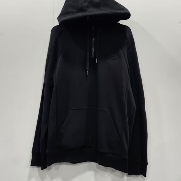 게스 반집업 후드티 남성 95사이즈