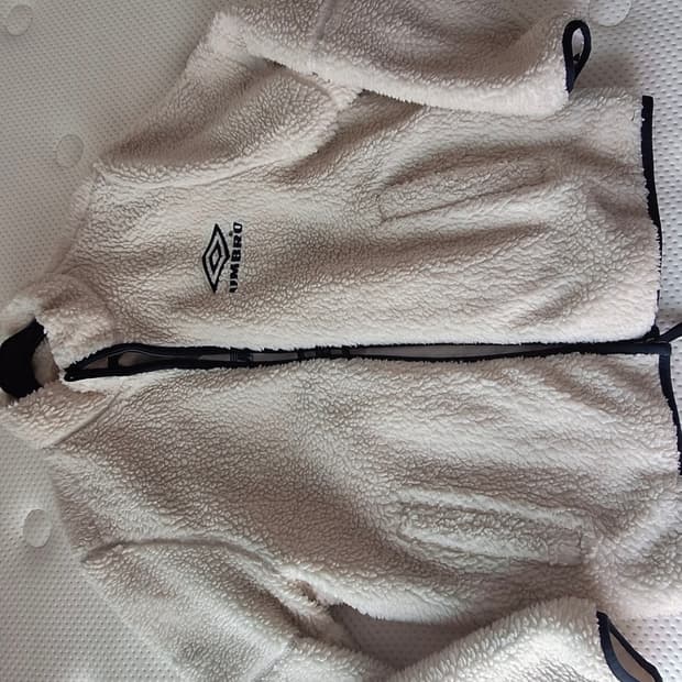 엄브로 뽀그리 양면잠바