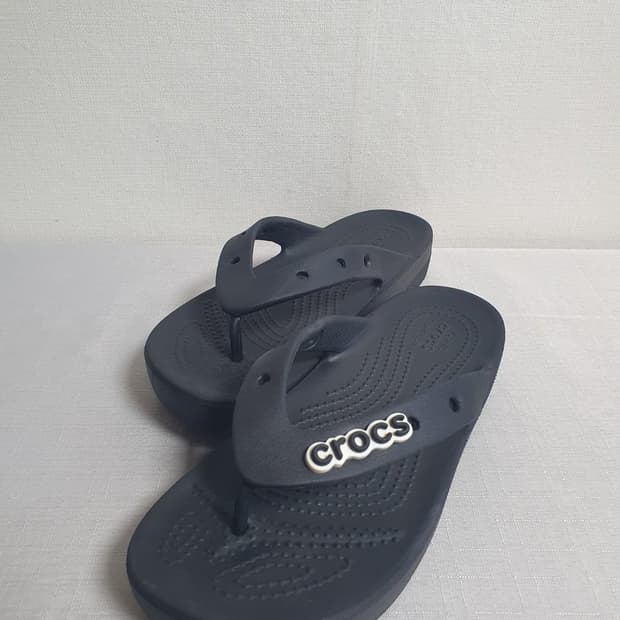 230mm 크록스 클래식 플랫폼 플립 블랙