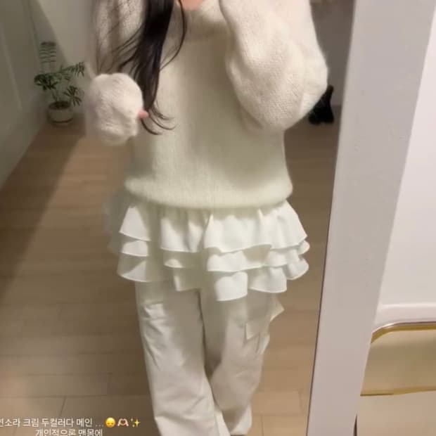 (새상품)누아누아 키드모 브이 니트