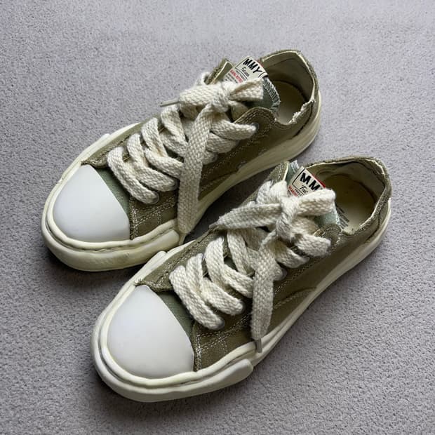 [41] 메종 미하라 야스히로 피터슨 스니커즈