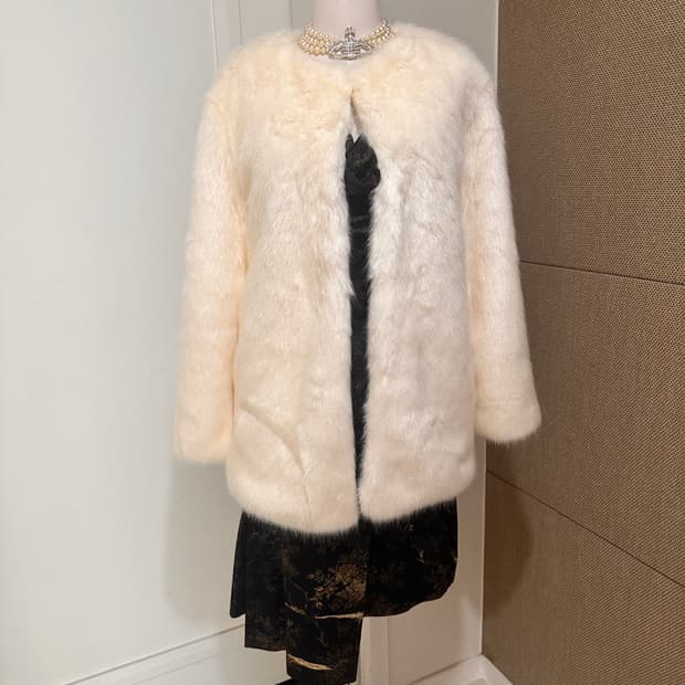 히메갸루 페이크퍼 버클 코트