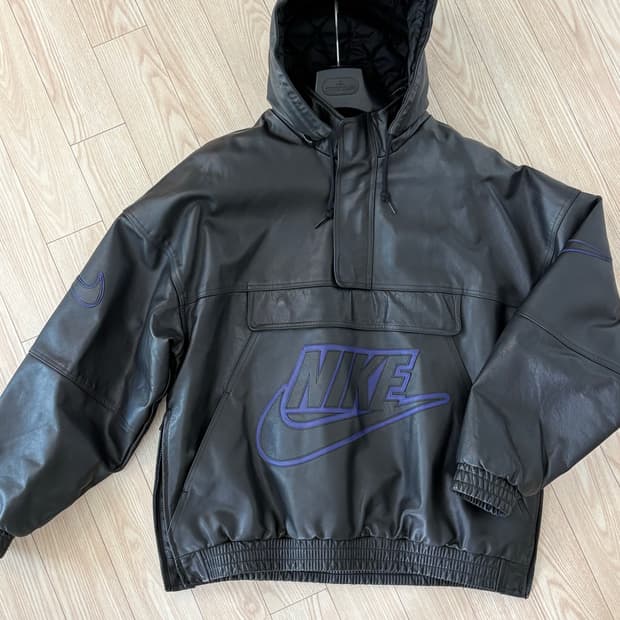슈프림 x 나이키 레더 아노락 XL