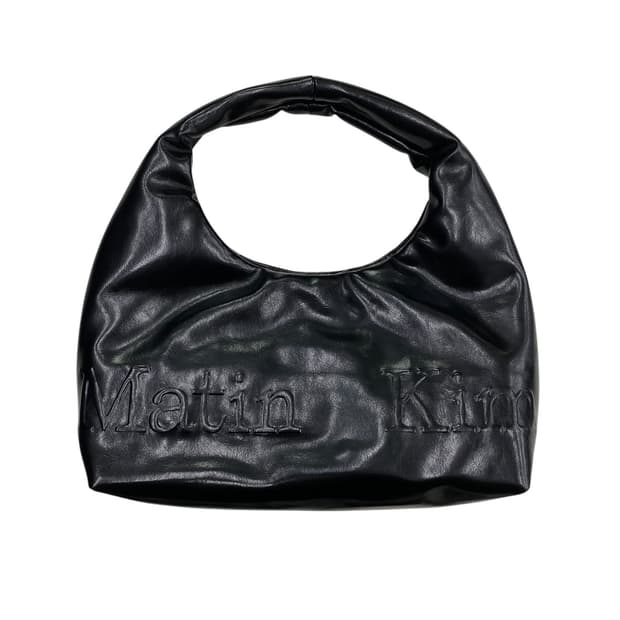 마뗑킴 블랙 레더 호보백