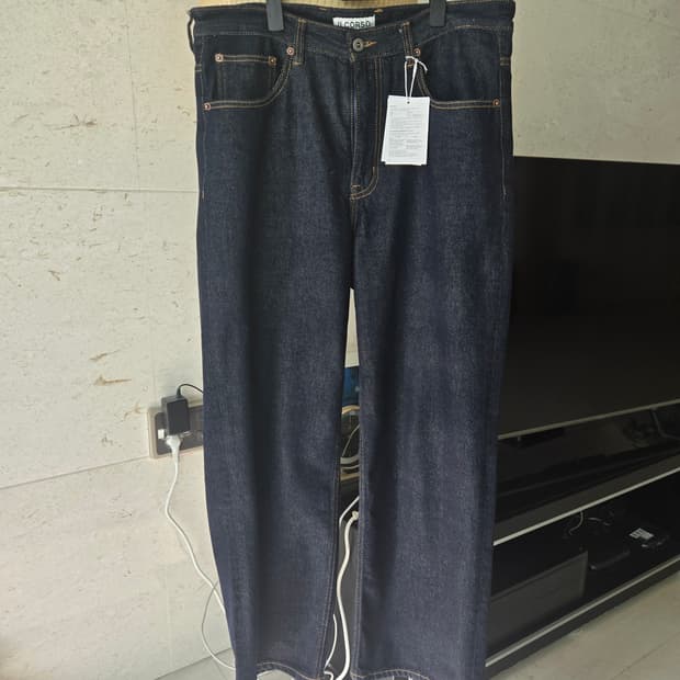일꼬르소 다크 네이비 색상 와이드 데님 L사이즈