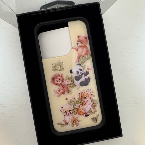 와일드플라워 Wildflower 아이폰 15 프로 케이스