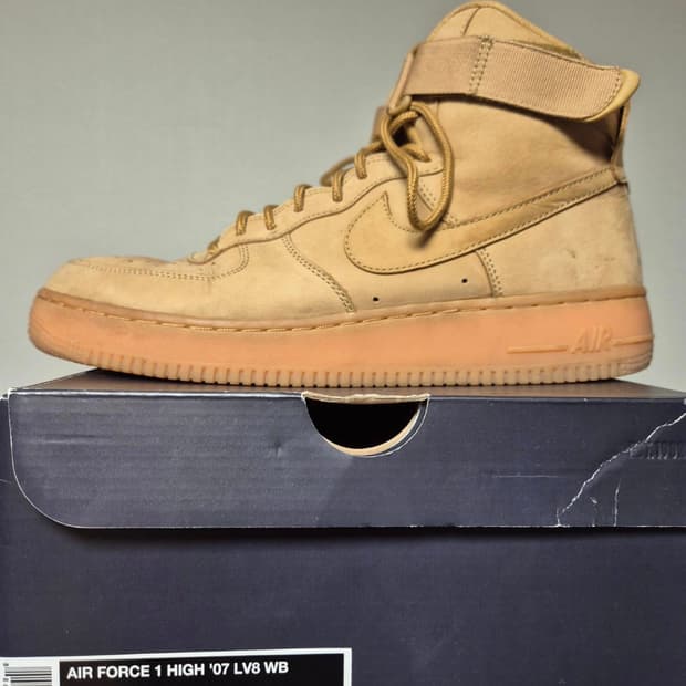 나이키 에어 포스 하이  플랙스