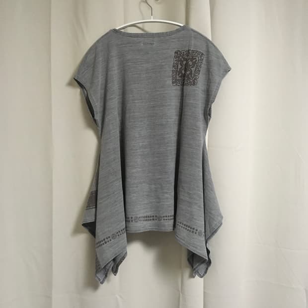 캐피탈 oriental sleeveless