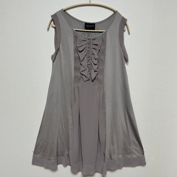 모리걸 러블리 프릴 셔링 민소매 원피스