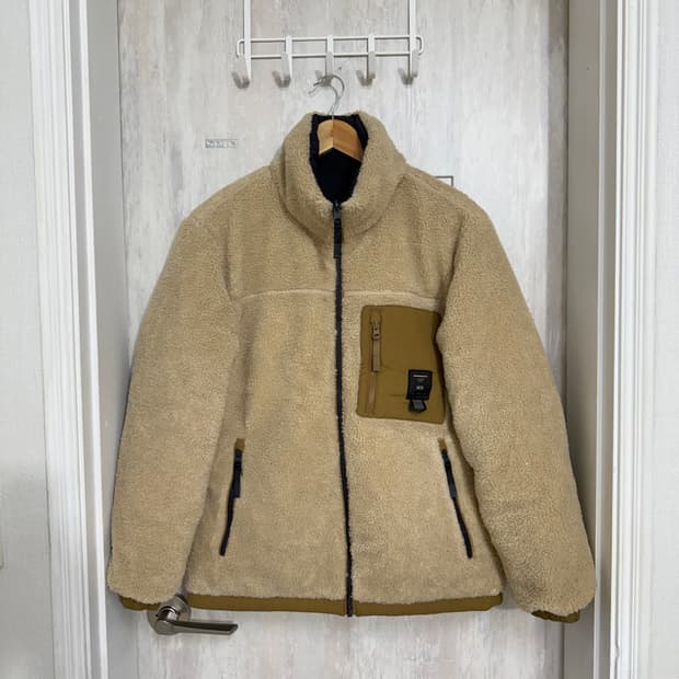 공용 90 / K2 패딩 뽀글이 리버시블 점퍼 네이비 베이지