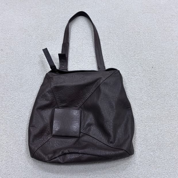 F 구호 브라운 가죽 토트백 0402E