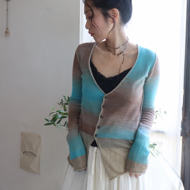 [Perverze] Double Face Blue Cardigan