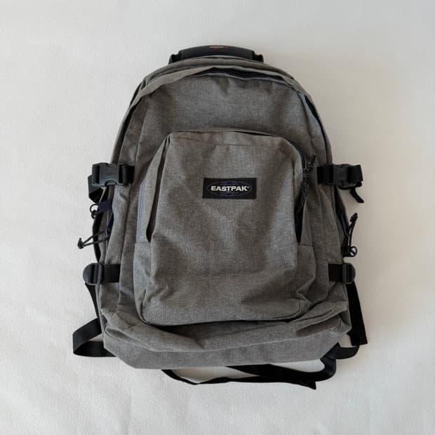 이스트팩(EASTPAK) 백팩