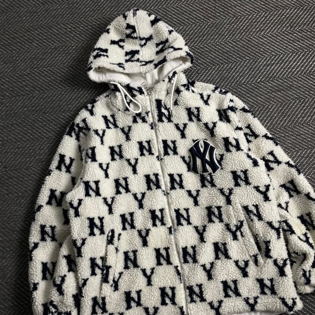 MLB 뉴욕 양키스 시그니처 패턴 쉐르파 플리스y 3890