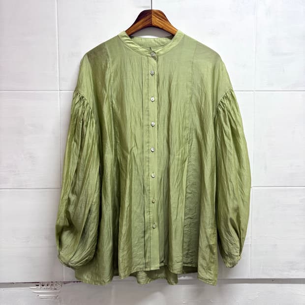 CAPRICIEUX LEMAGE 올리브 페어리 벌룬 블라우스